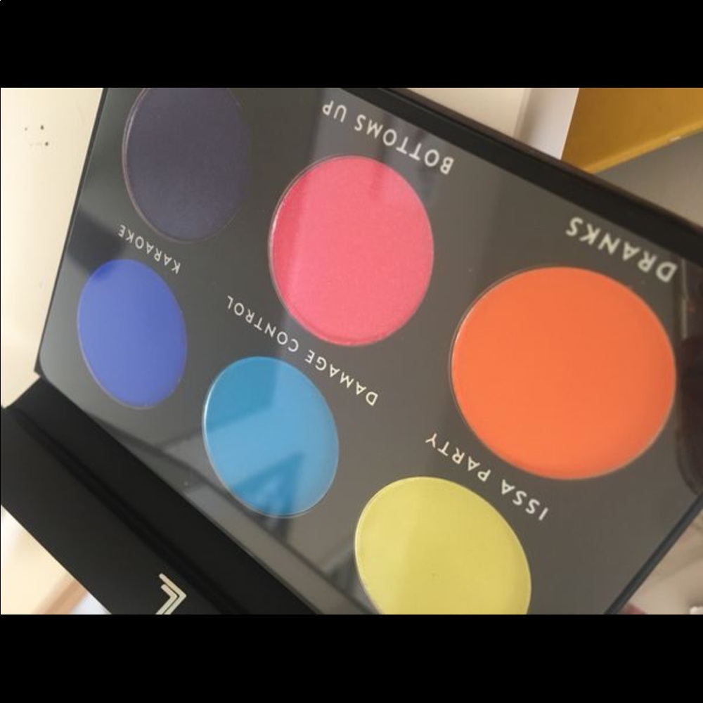 Laura lee eyeshadow palette